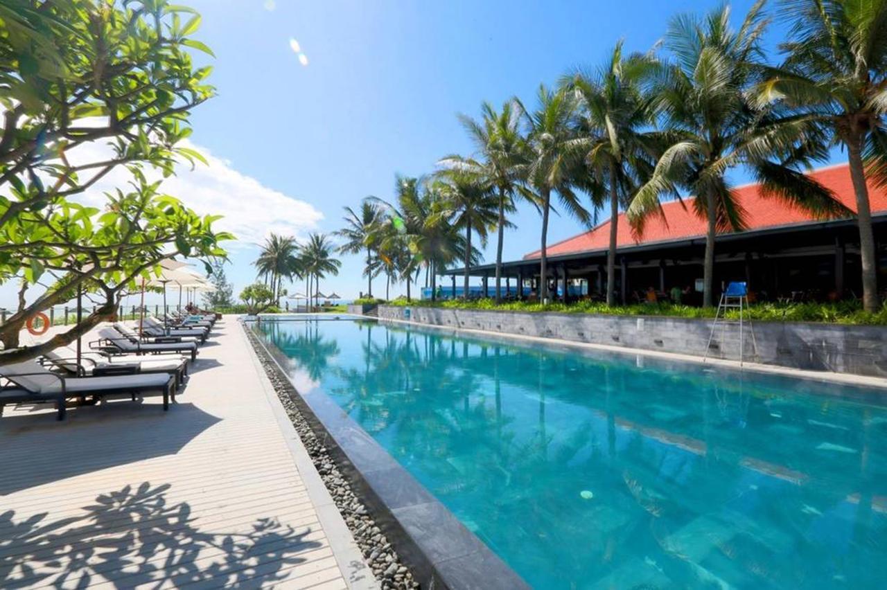Sunshine Apartment In 5* Resort Дананг Екстер'єр фото