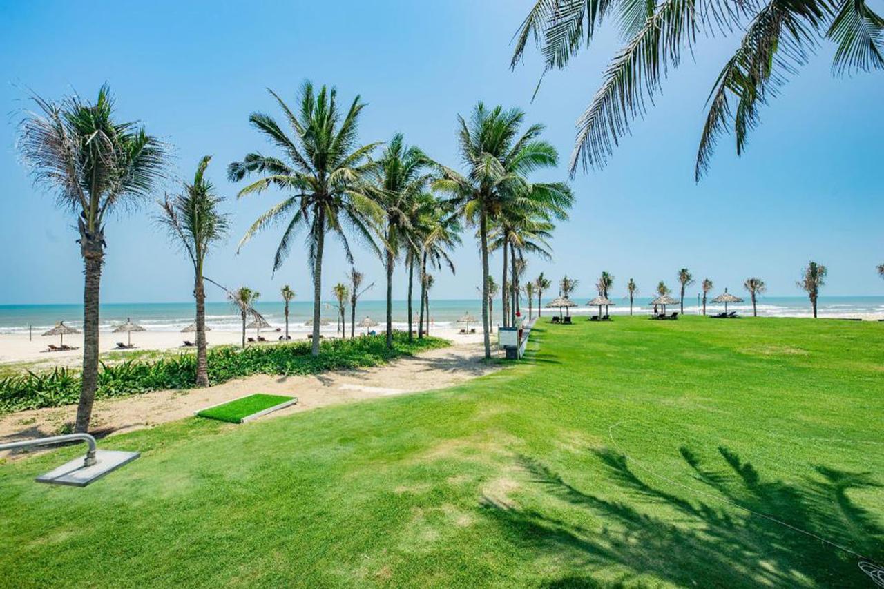 Sunshine Apartment In 5* Resort Дананг Екстер'єр фото