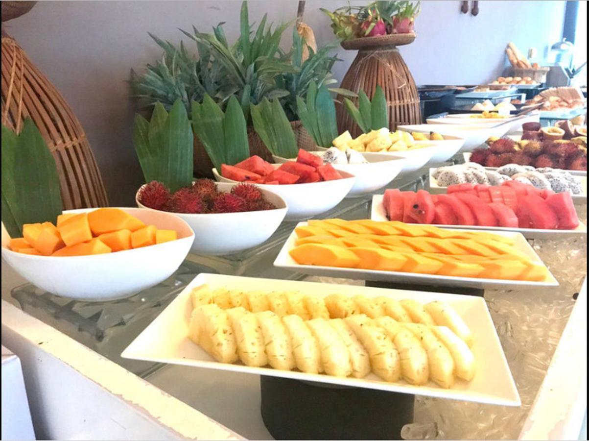 Sunshine Apartment In 5* Resort Дананг Екстер'єр фото