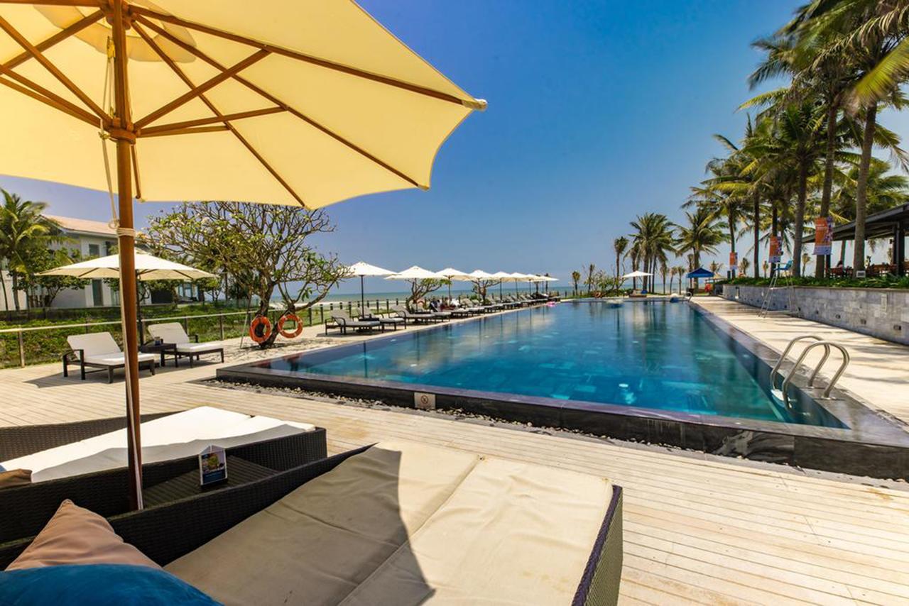 Sunshine Apartment In 5* Resort Дананг Екстер'єр фото